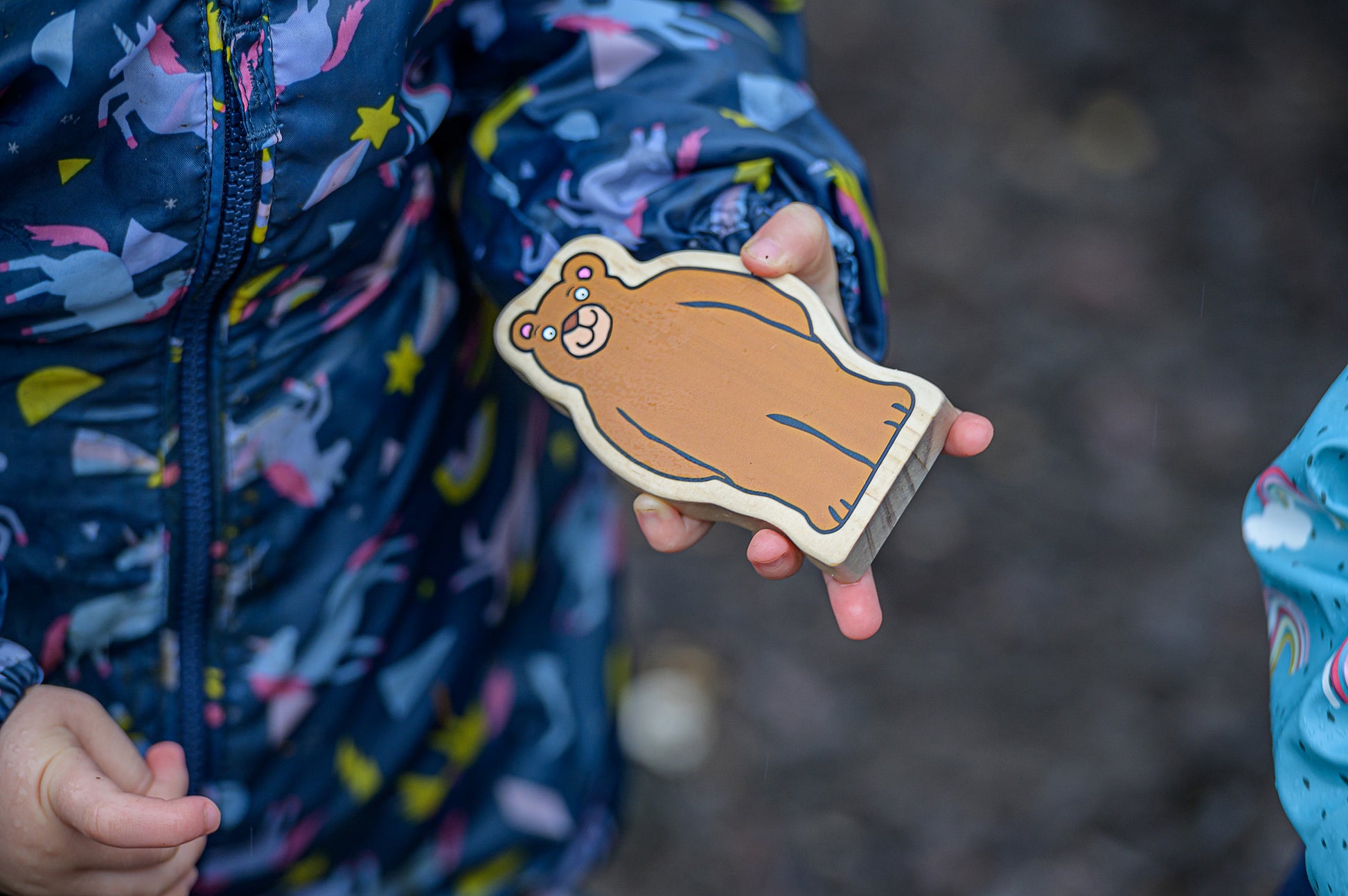 Goldilocks and the three bears characters