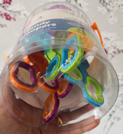 Handy Scoopers