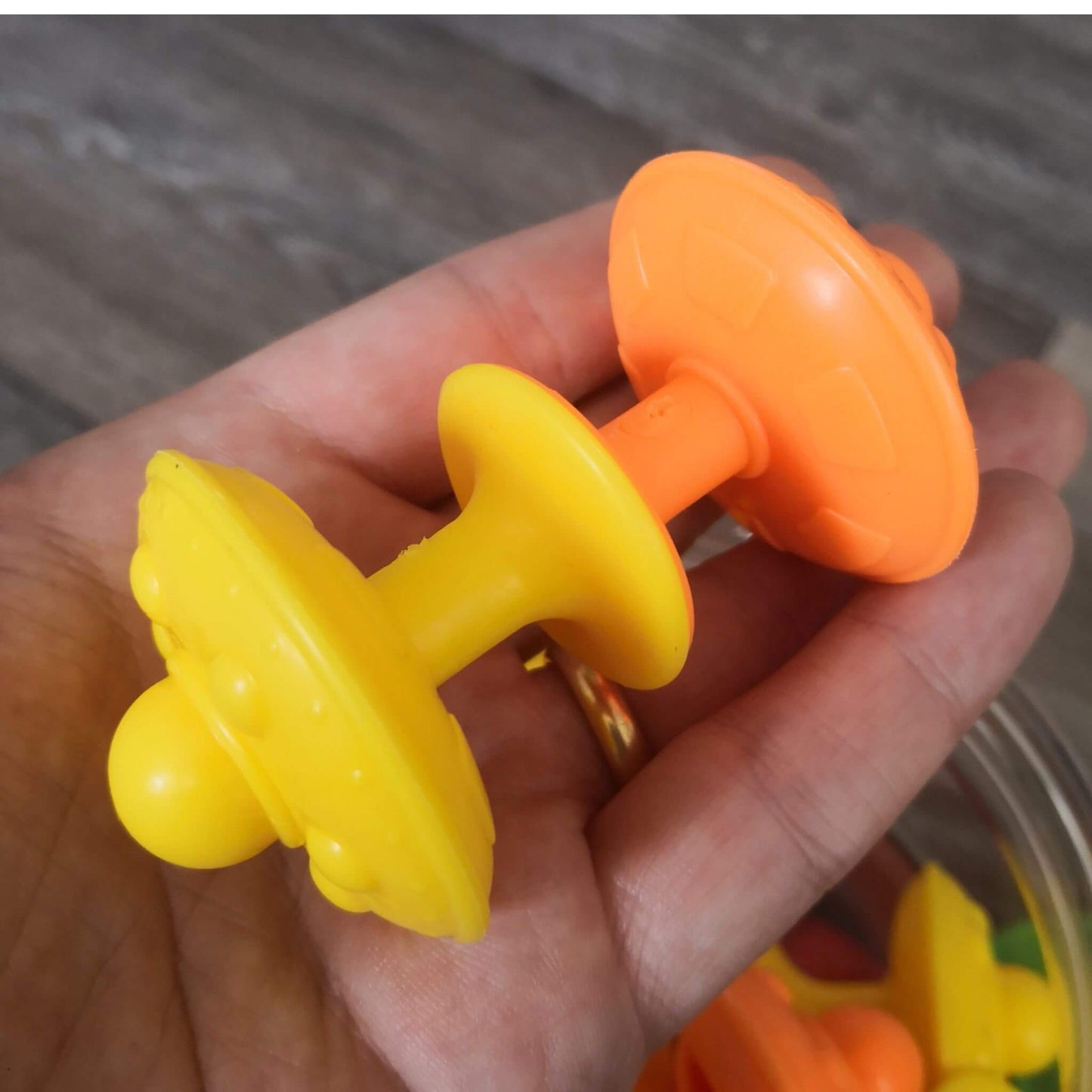 Super-Suction Space Saucers (Set of 30)